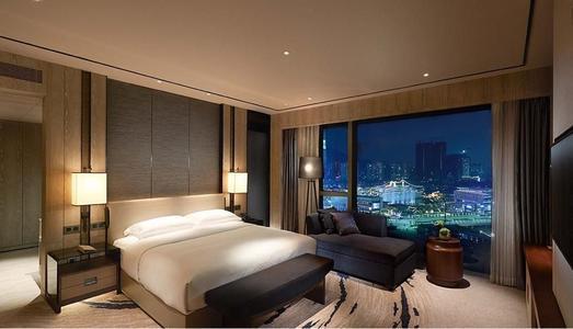 智慧酒店解決方案價格影響因素，并不是價格高便適合酒店(圖1)